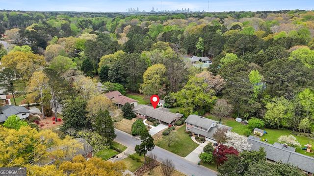 1458 Country Squire Drive, Decatur, GA 30033