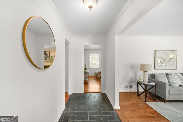 1458 Country Squire Drive, Decatur, GA 30033