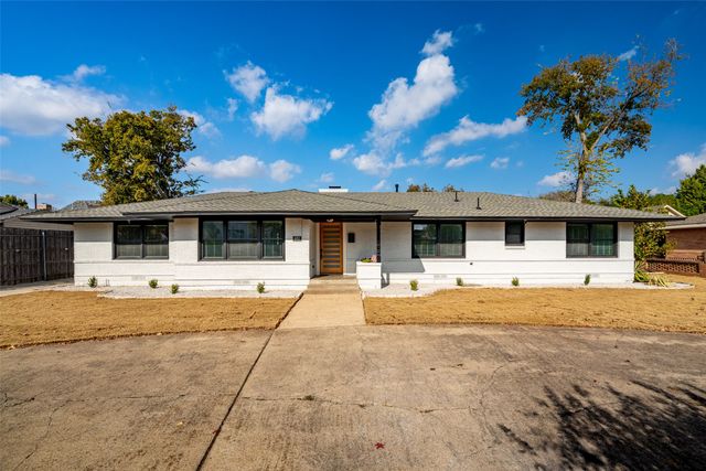 6207 Royal Lane, Dallas, TX 75230