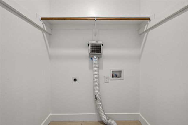 6207 Royal Lane, Dallas, TX 75230