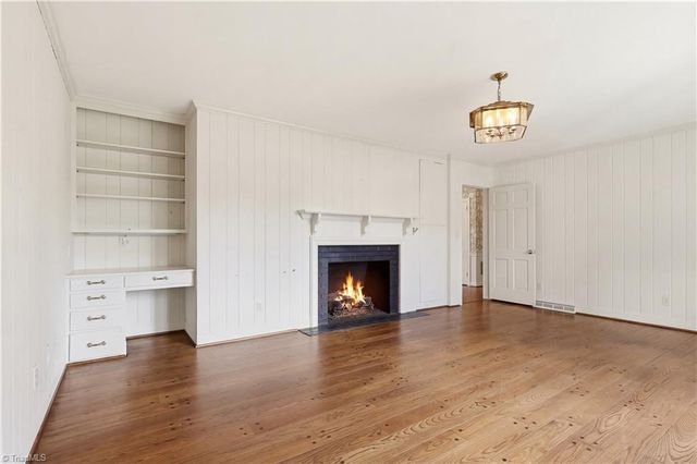 698 Lichfield Road, Winston-salem, NC 27104