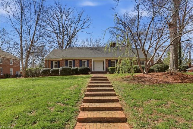 698 Lichfield Road, Winston-salem, NC 27104