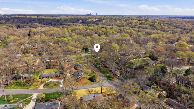 698 Lichfield Road, Winston-salem, NC 27104