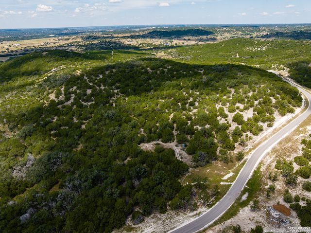 241 Dark Sky Path, Kerrville, TX 78028
