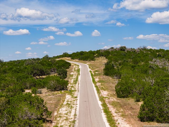 241 Dark Sky Path, Kerrville, TX 78028