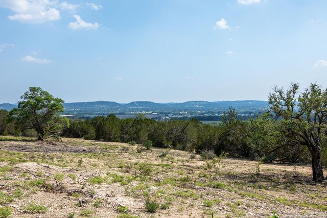 241 Dark Sky Path, Kerrville, TX 78028