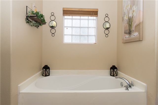 3534 Angelita Dr, Odem, TX 78370