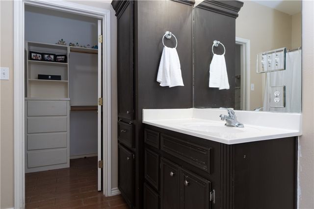 3534 Angelita Dr, Odem, TX 78370