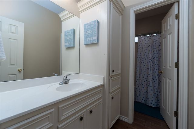 3534 Angelita Dr, Odem, TX 78370