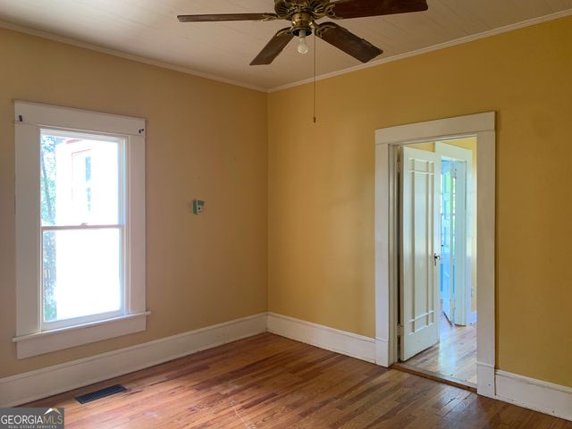 188 Hoyt Street, Cornelia, GA 30531