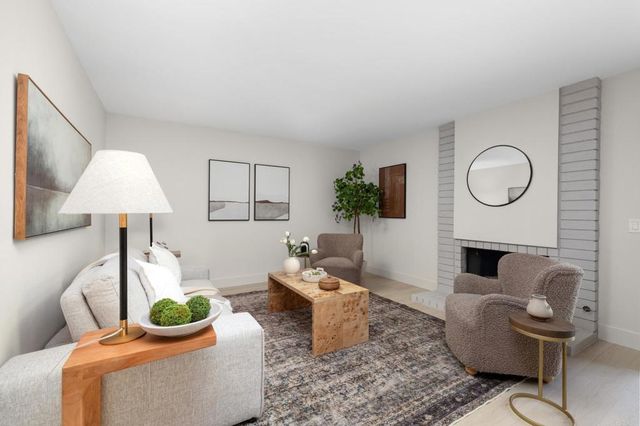 22 Seaview Dr S, Rolling Hills Estates, CA 90274