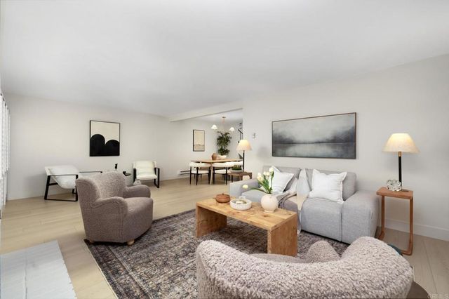 22 Seaview Dr S, Rolling Hills Estates, CA 90274