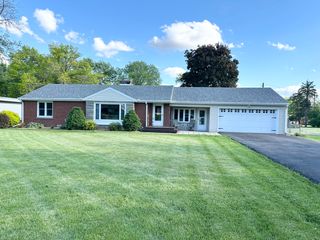 9 Weft Road, Kankakee, IL 60901