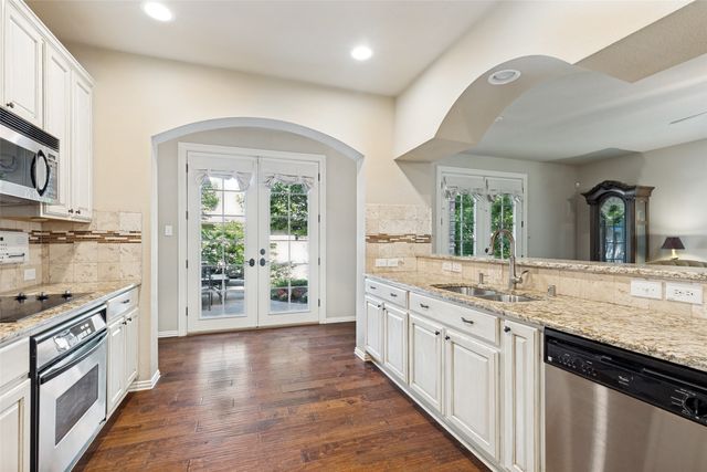 1304 Patriotic Lane, Mckinney, TX 75071