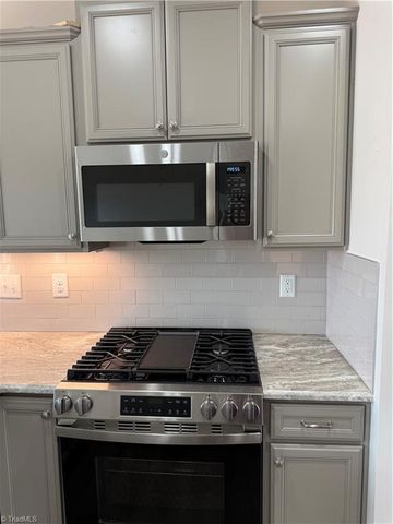 1461 Dappledown Street 64, Kernersville, NC 27284