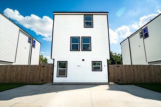 6305 Sandra Street A/B, Houston, TX 77028