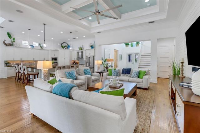 5166 Andros DR, Naples, FL 34113