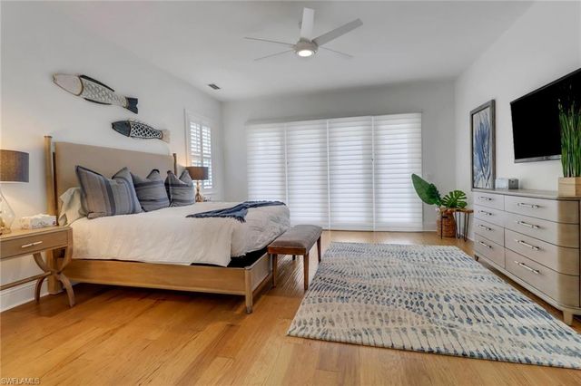 5166 Andros DR, Naples, FL 34113