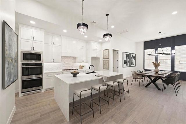 7104 NW 154th Street, Edmond, OK 73013