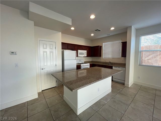 8524 Pitney Avenue, Las Vegas, NV 89143