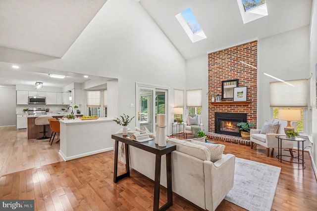 8319 DAWN CT, Ellicott City, MD 21043