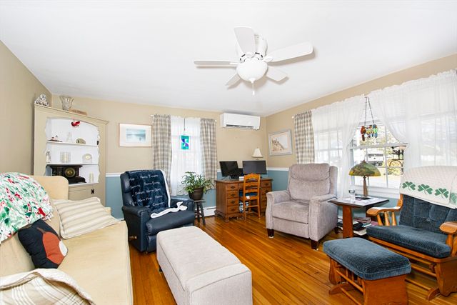 9 Orchard Dr, Paxton, MA 01612