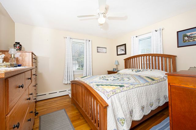 9 Orchard Dr, Paxton, MA 01612