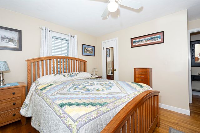 9 Orchard Dr, Paxton, MA 01612