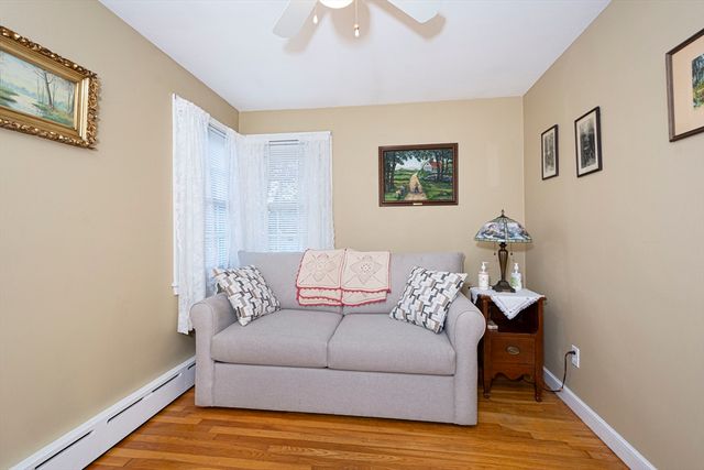 9 Orchard Dr, Paxton, MA 01612