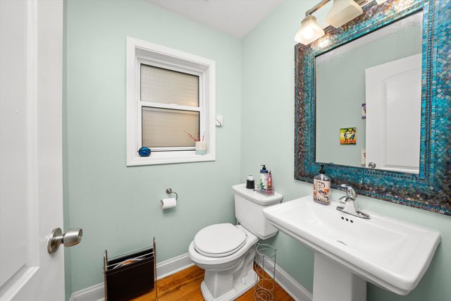 7947 S Clyde Avenue, Chicago, IL 60617