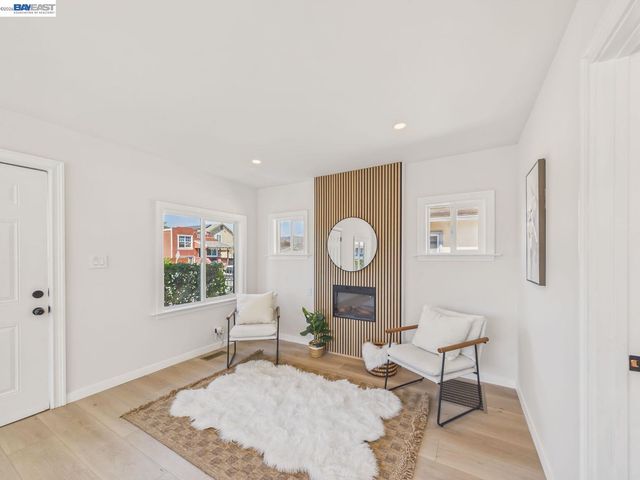 1106 88Th Ave, Oakland, CA 94621
