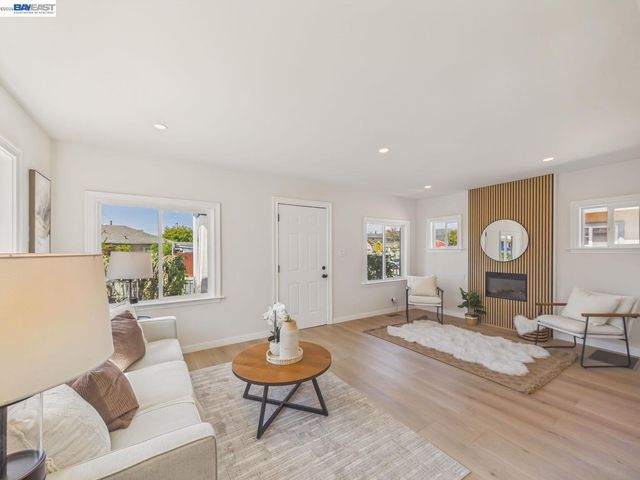1106 88Th Ave, Oakland, CA 94621