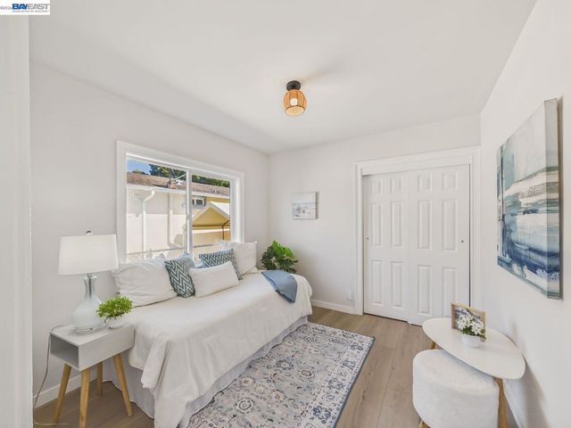 1106 88Th Ave, Oakland, CA 94621