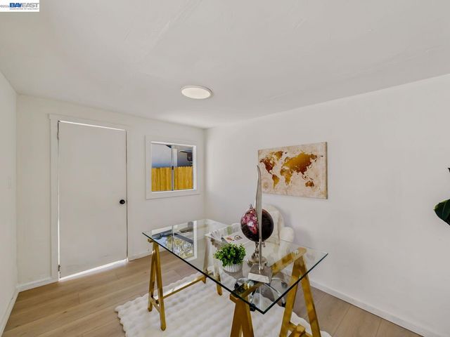1106 88Th Ave, Oakland, CA 94621