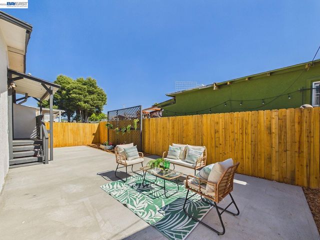 1106 88Th Ave, Oakland, CA 94621