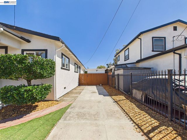 1106 88Th Ave, Oakland, CA 94621