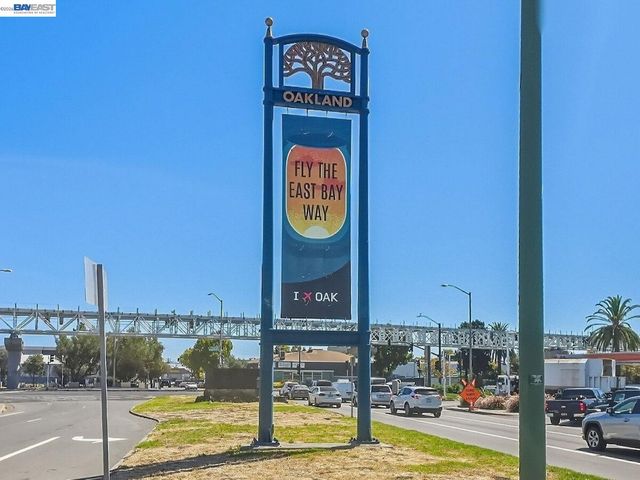 1106 88Th Ave, Oakland, CA 94621