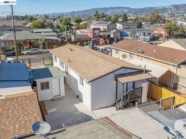 1106 88Th Ave, Oakland, CA 94621