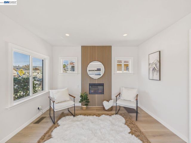 1106 88Th Ave, Oakland, CA 94621