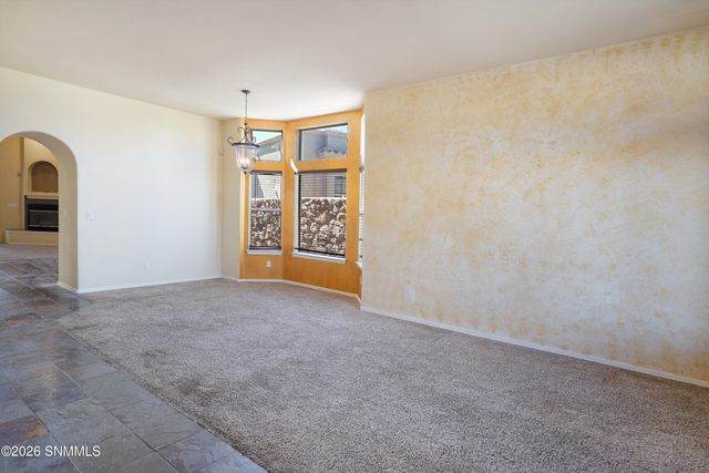 2205 Sun Chaser Place, Las Cruces, NM 88011