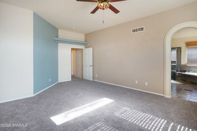 2205 Sun Chaser Place, Las Cruces, NM 88011