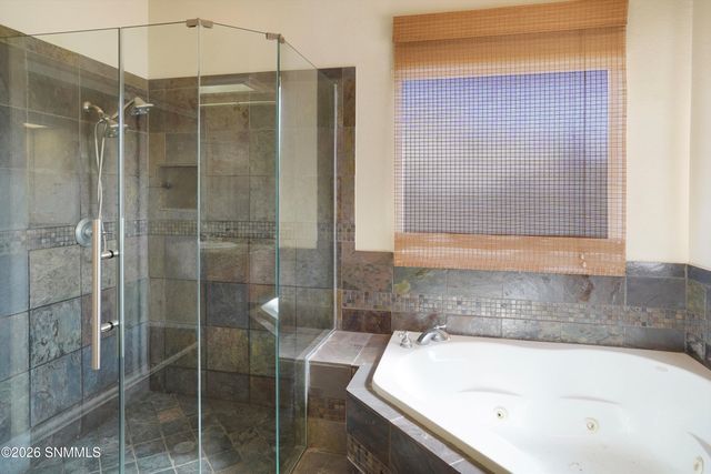 2205 Sun Chaser Place, Las Cruces, NM 88011