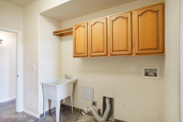 2205 Sun Chaser Place, Las Cruces, NM 88011