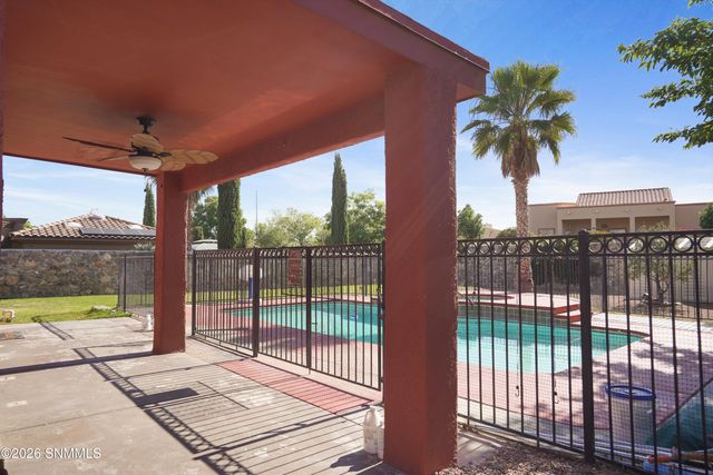 2205 Sun Chaser Place, Las Cruces, NM 88011