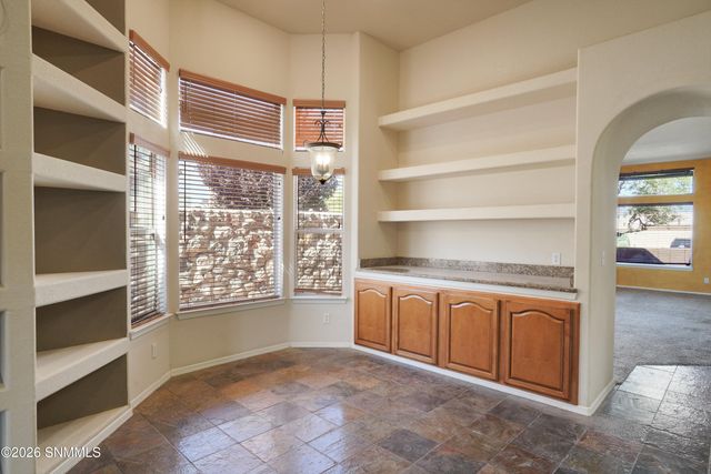 2205 Sun Chaser Place, Las Cruces, NM 88011