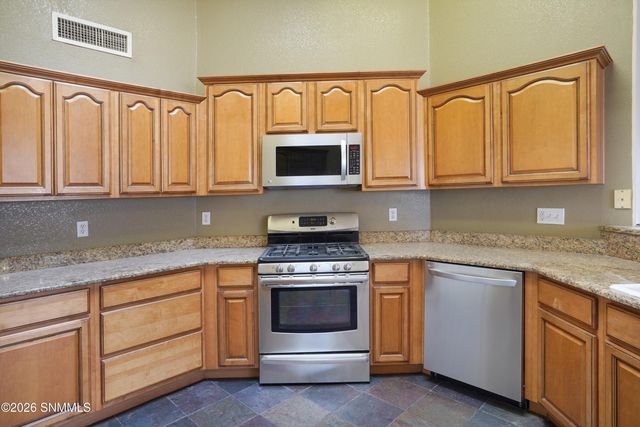 2205 Sun Chaser Place, Las Cruces, NM 88011