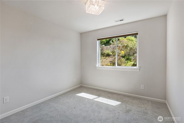 8396 28th Ct East, Edgewood, WA 98371