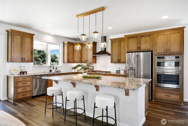 8396 28th Ct East, Edgewood, WA 98371