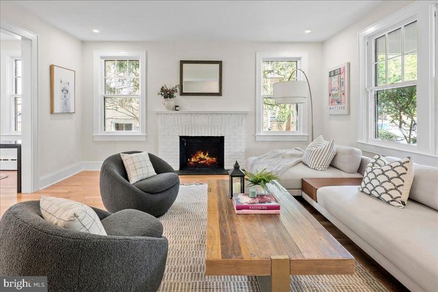 2940 BELLEVUE TER NW, Washington, DC 20016