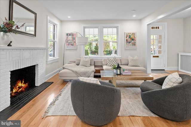 2940 BELLEVUE TER NW, Washington, DC 20016